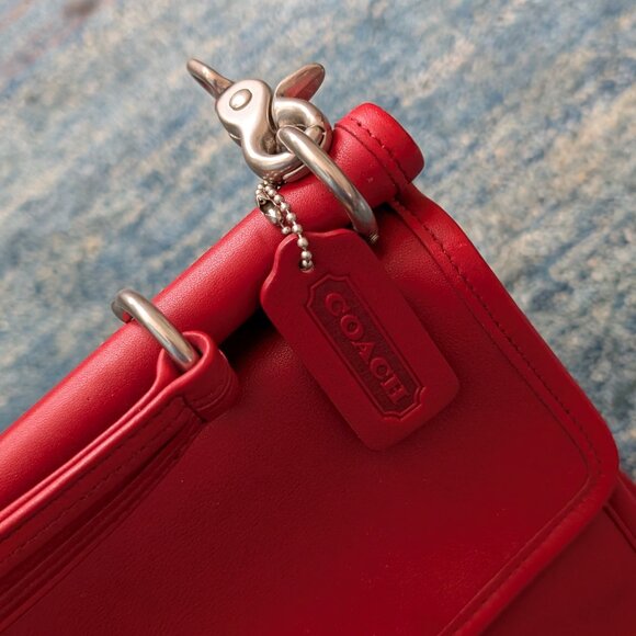 Vintage Coach Willis Bag - Red with Silver Hardware - Picture 11 of 14